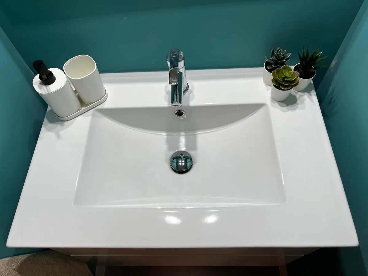 Apartamento A 2 Minutos De La Playa مالقة 0*,